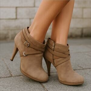 Fergalicious Chrissy Ankle Bootie Heels Size 10